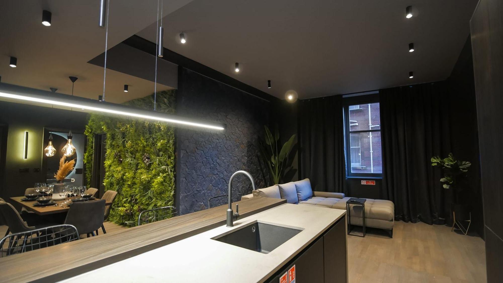 Midnight By The Heim Residences Manchester Exterior photo